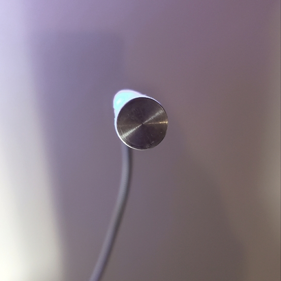 Logics Computer Neon Blue USB Cable Light - Picture 4 of 8